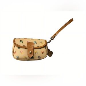 Vintage Dooney & Bourke Signature Rainbow Monogram wristlet with heart charm USA